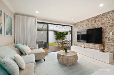 Property photo of 7 Bubalo Street Warriewood NSW 2102