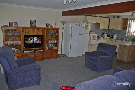Property photo of 1 Vimiera Close Norah Head NSW 2263