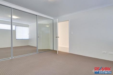 Property photo of 28 Scrubwren Circuit Alkimos WA 6038