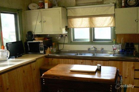 Property photo of 24 Cameron Road Croydon VIC 3136