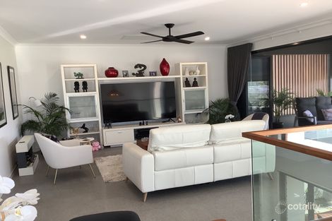 Property photo of 3 Paw Paw Place Palmview QLD 4553