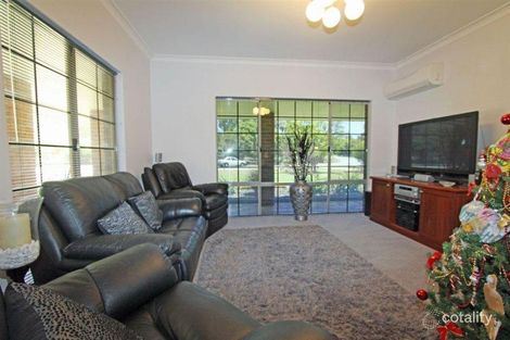 Property photo of 2 Maroona Place Greenfields WA 6210