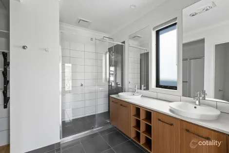 Property photo of 8 Map Road Greenvale VIC 3059