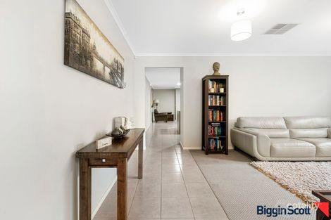Property photo of 43 Danfield Drive Tarneit VIC 3029