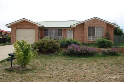 Property photo of 10 Melville Place Orange NSW 2800