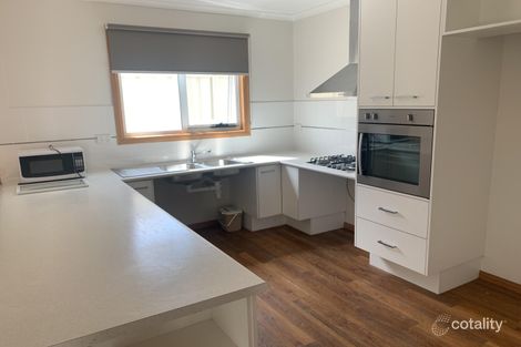 Property photo of 2/16 Warren Street Kyneton VIC 3444