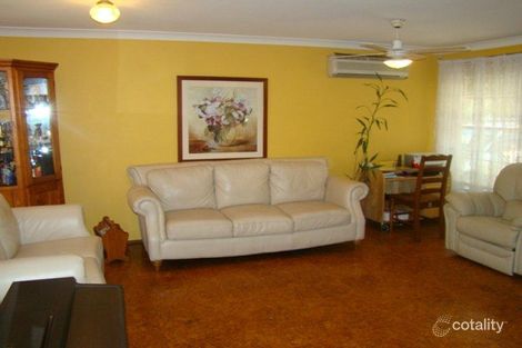 Property photo of 4 Ballard Place Doonside NSW 2767