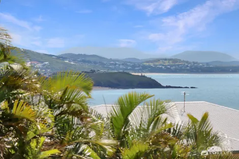 Property photo of 35 Bayview Drive Lammermoor QLD 4703