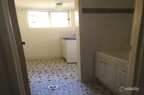 Property photo of 1/98 Carthage Street East Tamworth NSW 2340