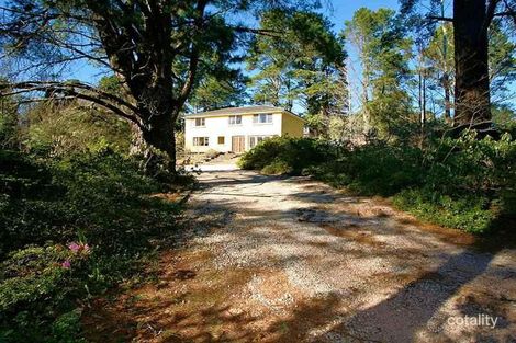 9 Central Lane, Wentworth Falls, NSW 2782