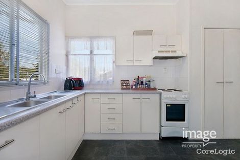 Property photo of 15 Euree Street Kenmore QLD 4069