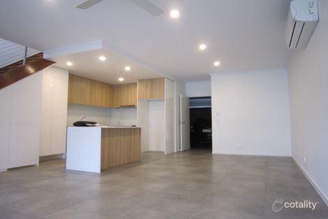 Property photo of 4 Evergreen View Robina QLD 4226