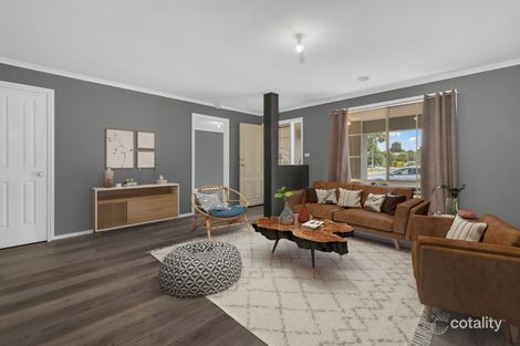 Property photo of 32 Stella Way Hoppers Crossing VIC 3029