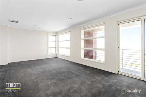 Property photo of 28 Grassland Drive Point Cook VIC 3030