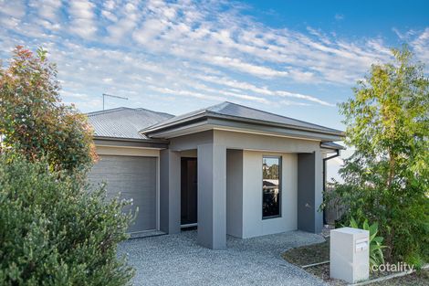 Property photo of 8 Brampton Crescent Springfield Lakes QLD 4300