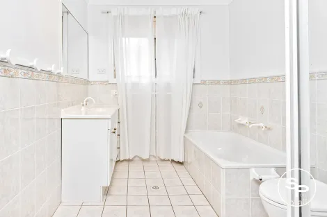 Property photo of 16 Pomaderris Circuit Mount Annan NSW 2567