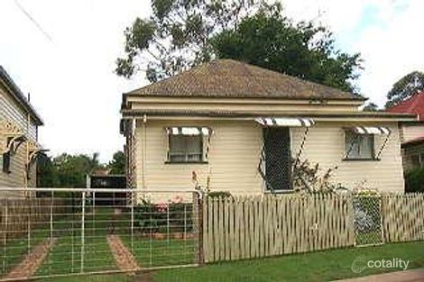 10 Bath St, North Toowoomba, QLD 4350