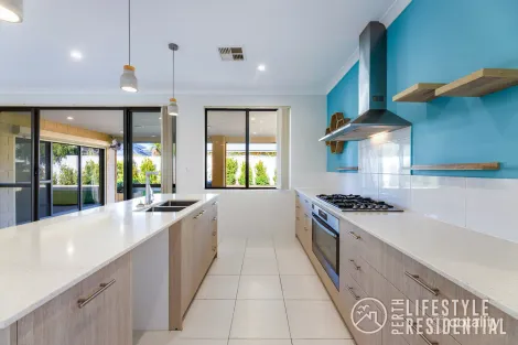 Property photo of 15 Snapper Way Two Rocks WA 6037
