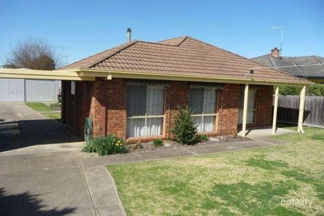 3 Ferndale Pde, Lakes Entrance, VIC 3909