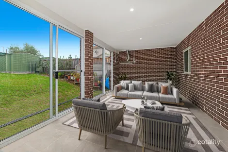400A LYONS RD, RUSSELL LEA, NSW 2046