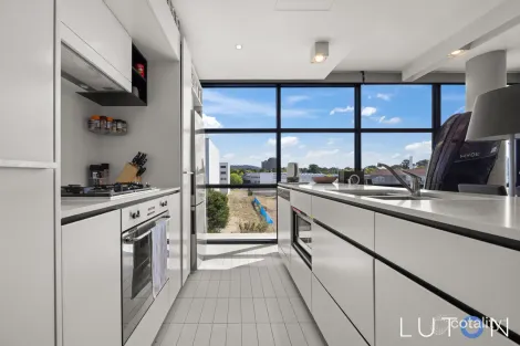 Property photo of 11/33 Eastlake Parade Kingston ACT 2604