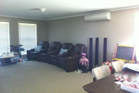 Property photo of 10 Carrington Park Drive Nowra NSW 2541