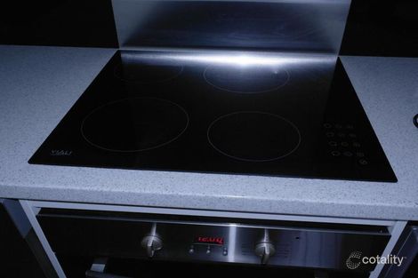 Property photo of 1 Avondale Street Springvale VIC 3171