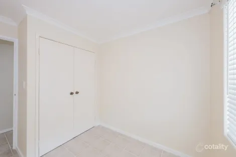 Property photo of 4 Socha Court Greenfields WA 6210