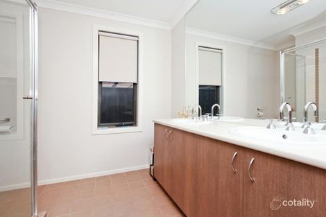 Property photo of 23 Clarafield Crescent Tarneit VIC 3029