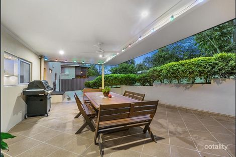 Property photo of 8 Aruma Street Holland Park West QLD 4121