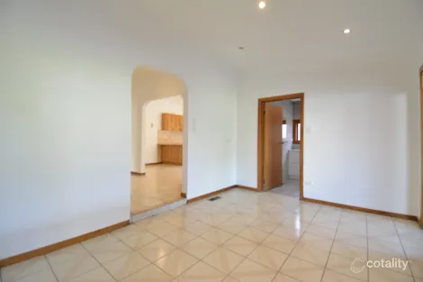 Property photo of 182 Cumberland Road Pascoe Vale VIC 3044