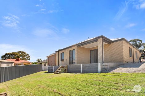 Property photo of 11 Alfreda Place Golden Square VIC 3555