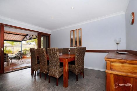 4 Dickens Walk, Carine, WA 6020