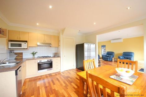 Property photo of 26 Brearley Parade Pascoe Vale South VIC 3044