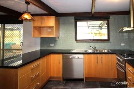 Property photo of 33 Autumn Crescent Mount Eliza VIC 3930