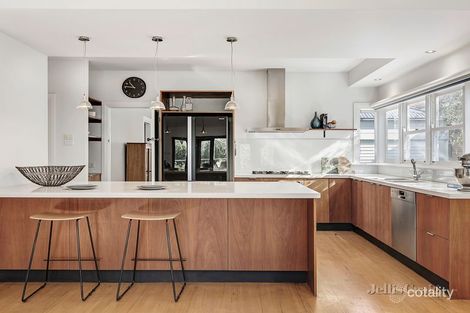 Property photo of 17 Latrobe Street Box Hill South VIC 3128