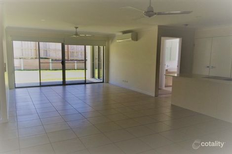 Property photo of 32 Silver Wattle Grove Peregian Springs QLD 4573