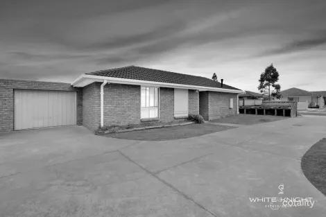 Property photo of 2/47A Disraeli Street St Albans VIC 3021
