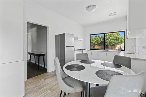 Property photo of 8 Menzies Court Kangaroo Flat VIC 3555