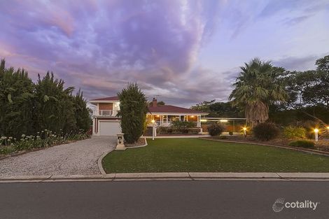 4 Cockshell Dr, Gawler East, SA 5118