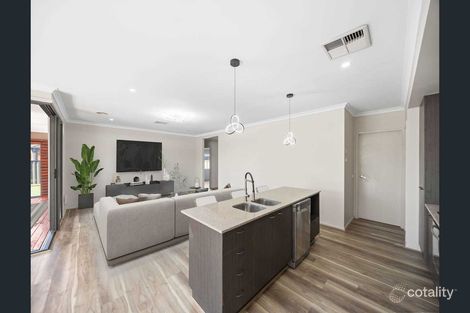 Property photo of 126 Eureka Drive Manor Lakes VIC 3024