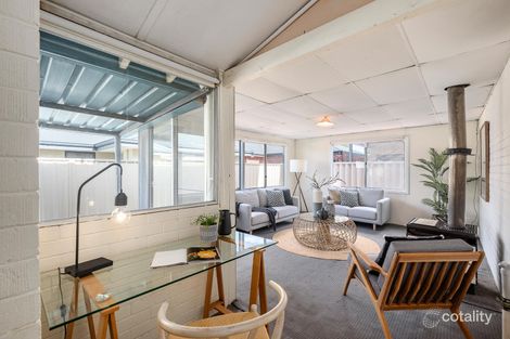 Property photo of 42 Hooson Way Wilson WA 6107