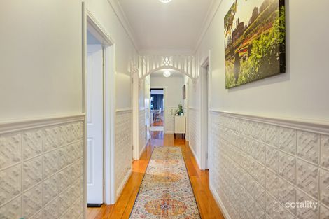 Property photo of 8 Lynden Grove Warrnambool VIC 3280