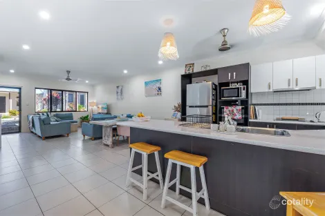 Property photo of 63/25 Abell Road Cannonvale QLD 4802