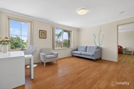 Property photo of 24 Vlatko Drive West Hoxton NSW 2171