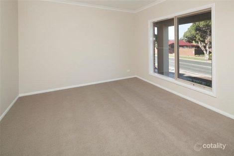 Property photo of 6 View Court Dandenong North VIC 3175