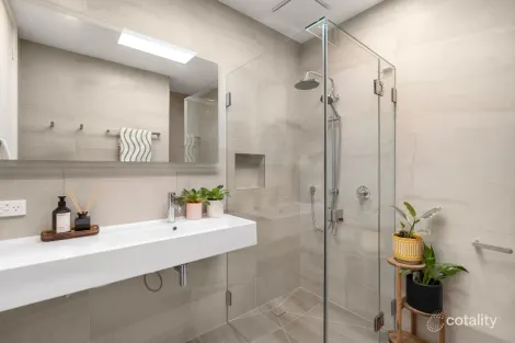 Property photo of 43 Koolkuna Avenue Doncaster VIC 3108