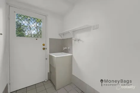 Property photo of 125-129 Henderson Road Glenlogan QLD 4280