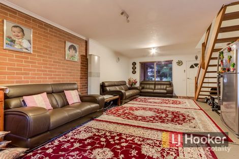 Property photo of 4 Warren Close Narre Warren VIC 3805