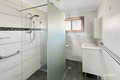 Property photo of 5A Rainbow Place Dubbo NSW 2830